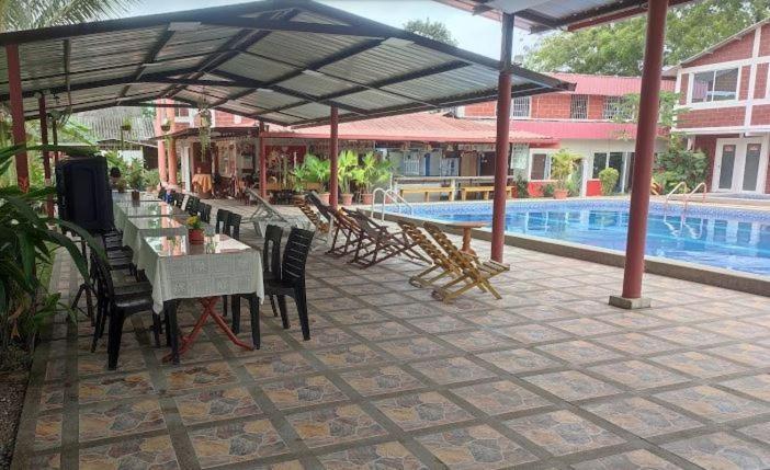 Sun Place Hosteria Las Tunas Екстер'єр фото